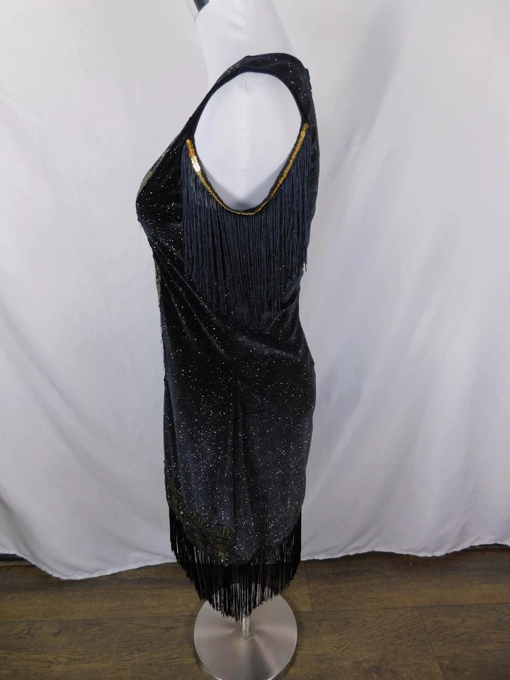 Vestido pequeño negro dorado años 20 flecos con solapa glamour Foto 4 de 4