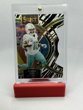 2023 Panini Select - Premier Level Tyreek Hill #142 Zebra Prizm Die-Cut
