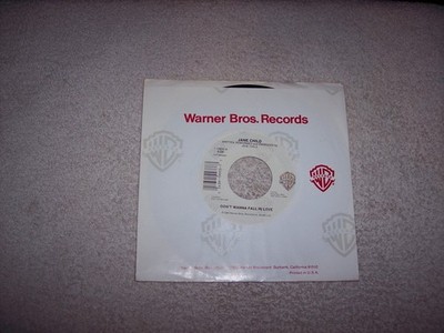 45--JANE CHILD--DON'T WANNA FALL IN LOVE / WORLD LULLABYE   #405
