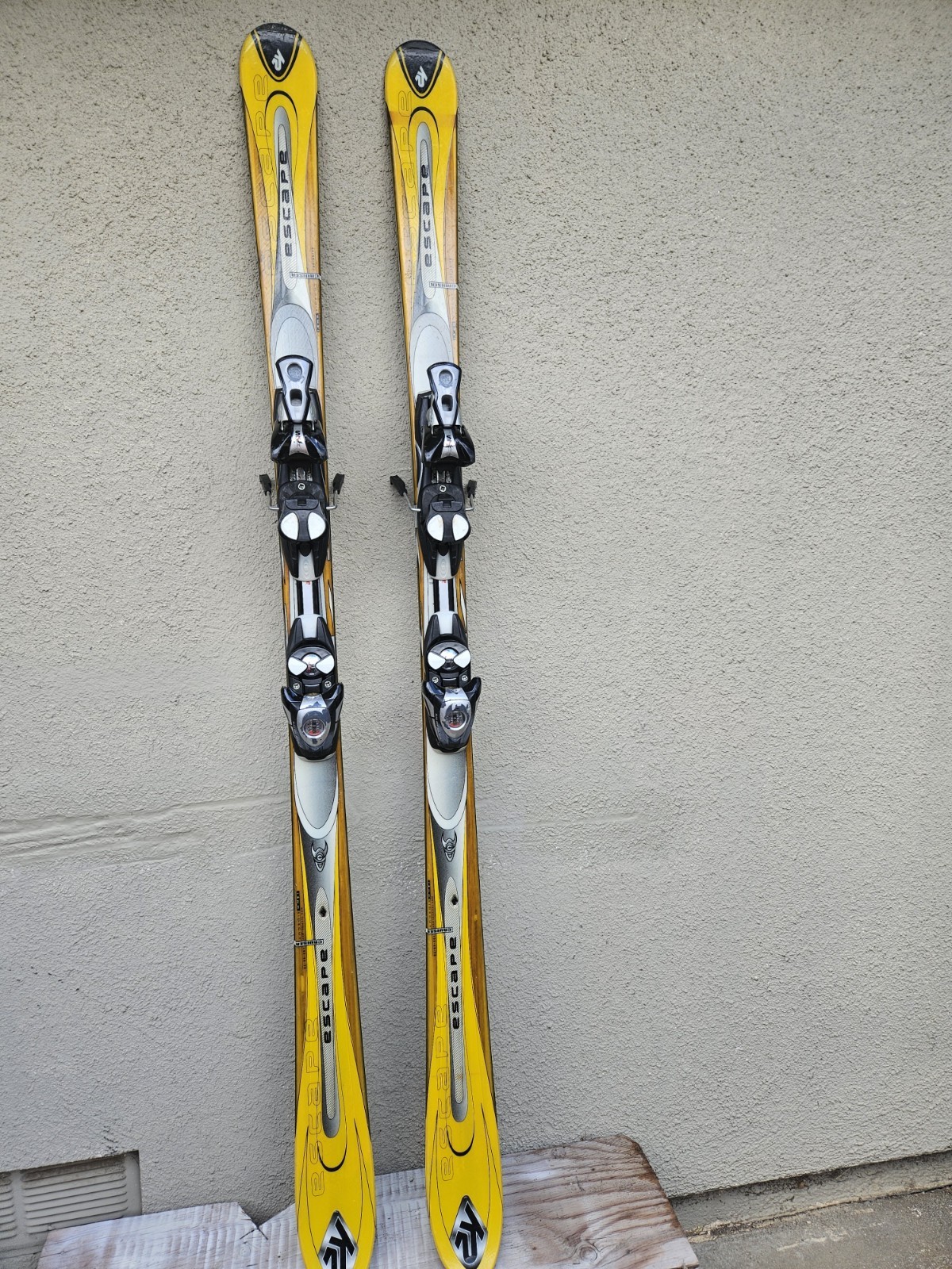 Sci K2 Cruiser escape 18 mm con attacchi Salomon S711