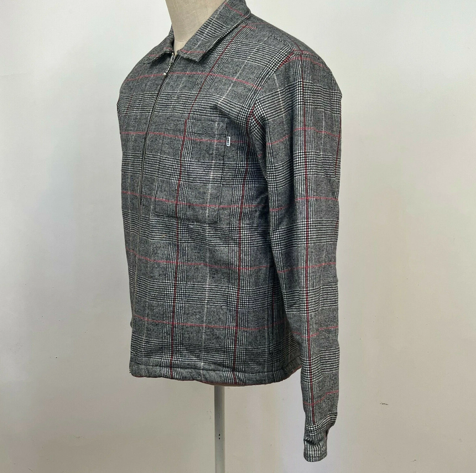 Obey Men's Shirt Jacket Menace Black/White/Red Size M NWT Shepard Fairey - product detail image 2