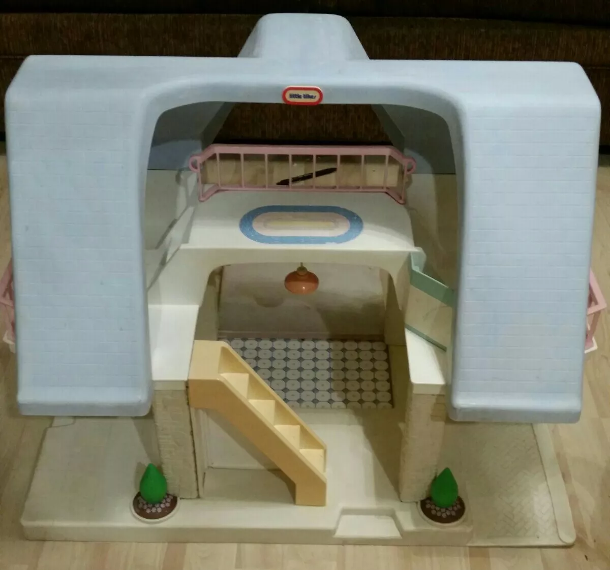 Little tikes dollhouse blue roof outlet