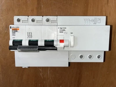 DISJONCTEUR DIFFERENTIEL TRIPHASE 100A 30mA COURBE C, AC, MERLIN GERIN 100AMPERE - Photo 1/4