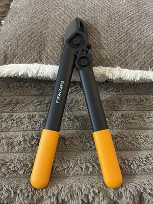 FISKARS 15'' PowerGear Super Pruner/Lopper Steel Tool - NEW!