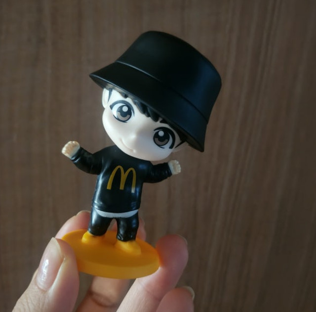 BTS JUNGKOOK doll figure Mc Donald's TINY TAN 2025 Happy Meal Toy Figure
