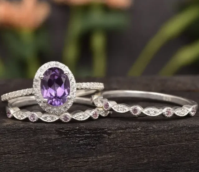 Conjunto de 3 anillos de piedras preciosas púrpuras color plata joyería de moda NUEVO envío gratuito TALLA 9 Foto 2 de 4