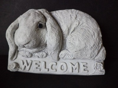 1994 Tene Stein  5  X  8 inch Rabbit Welcome Plaque