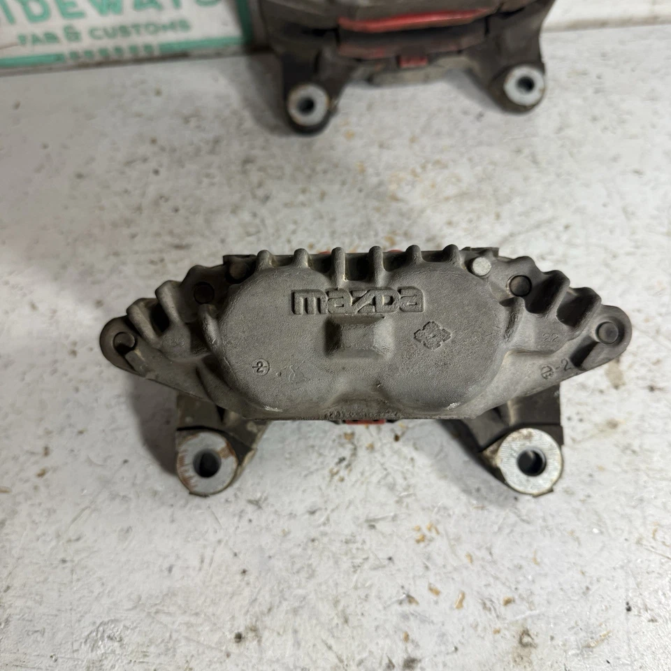 86-91 马自达 RX7 4 活塞前制动卡钳 FC 左右对 — 第 4/4 张图片