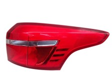 Rückleuchte Aussen Rechts Passt für FORD FOCUS III MK3 TURNIER 1.5