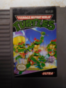 Vintage 1985 NES-V2-USA Ultra TMNT Teenage Mutant Ninja Turtles Video Game