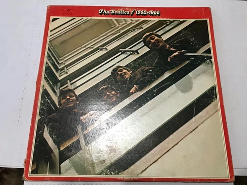 The Beatles -"1962-1966"  Vinyl 2 Lp Apple SKB 3403 VG/G