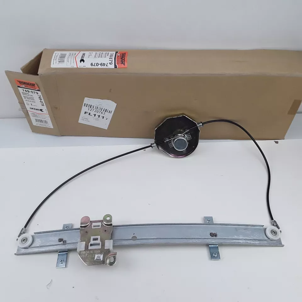 Regulador de ventana manual delantero izquierdo Dorman 749-079 para Chevrolet Tracker 99-2004 Foto 3 de 4