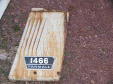 International Ih Farmall Tractor 1466 Side Panel 
