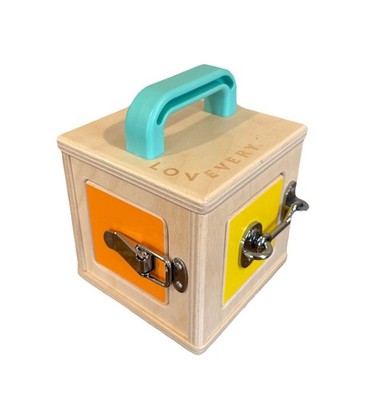 Lovevery Lock Box The Realist Play Kit  19-21 Months Montessori Toy Latches Cube