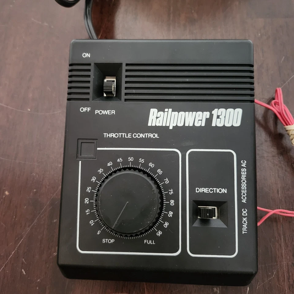 MRC Railpower 1300 Model Train Power Pack Hobby Transformer - Image 2 of 4