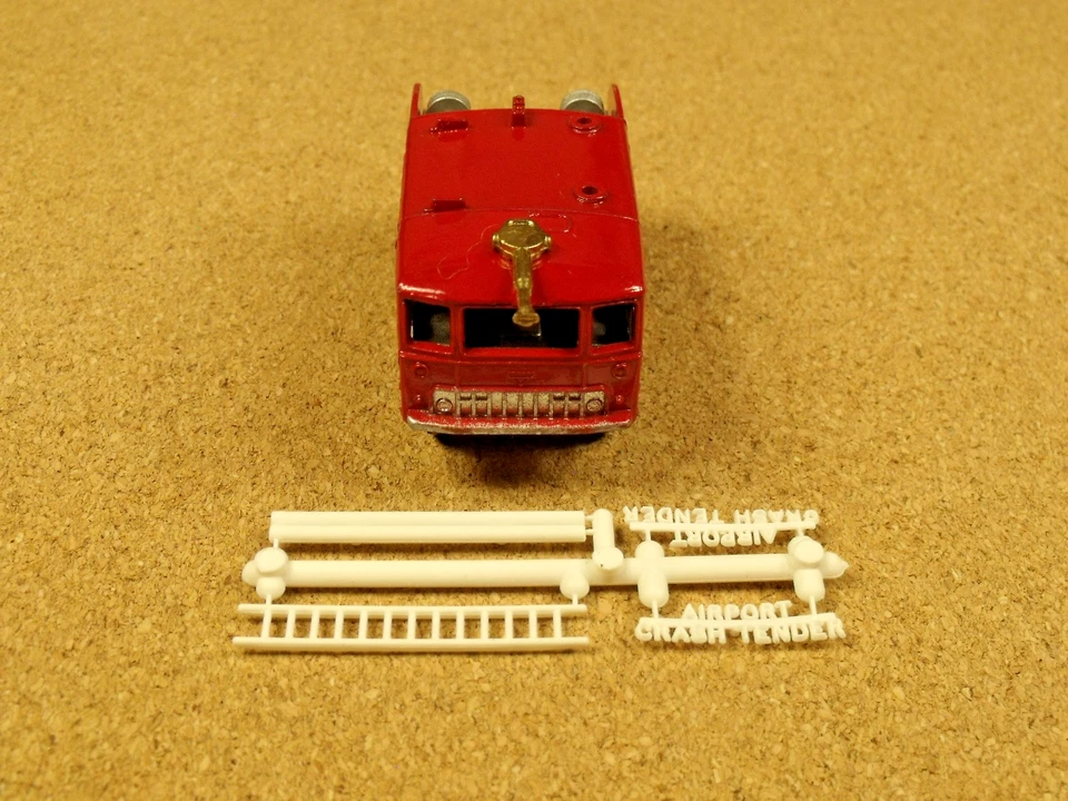 OLD VINTAGE LESNEY MATCHBOX # 63 FOAMITE CRASH TENDER - Image 3 of 4