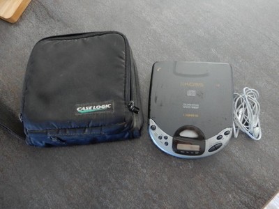 VTG KOSS Portable CD Compact Disc Player W/Case & Earphones Model CDP657 Tested