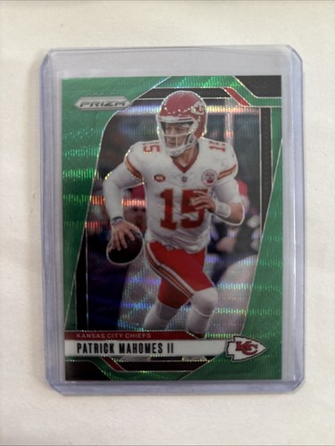 2024 Panini Prizm Patrick Mahomes II Green Wave Prizm #138 - Chiefs