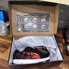 New HEELYS PRO WHEELED SHOES SNEAKERS Kids Youth Size 1 Black Red Flames NIB