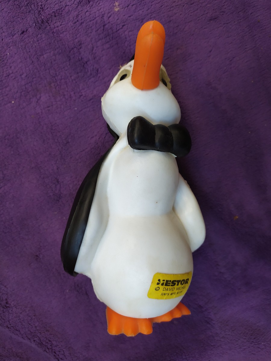Broche Vintage Pingouin Années 70 En Résine Colorée Vernie - Bon état Occasion