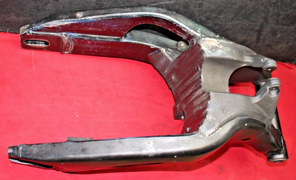 Brazo basculante Honda CBR1000RR 2008-2016 #5185 Foto 3 de 4