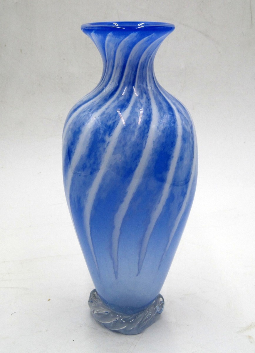 One Eared Glass Cow Studio Art Swirl Vase 10