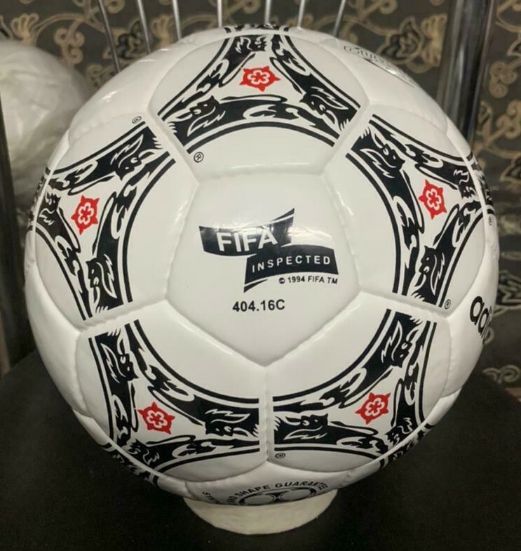 FIFAワールドカップ1994アメリカ大会 公式試合球Adidas TANGO QUESTRA FIFA WORLD CUP USA 1994 OFFICIAL ADIDAS MATC