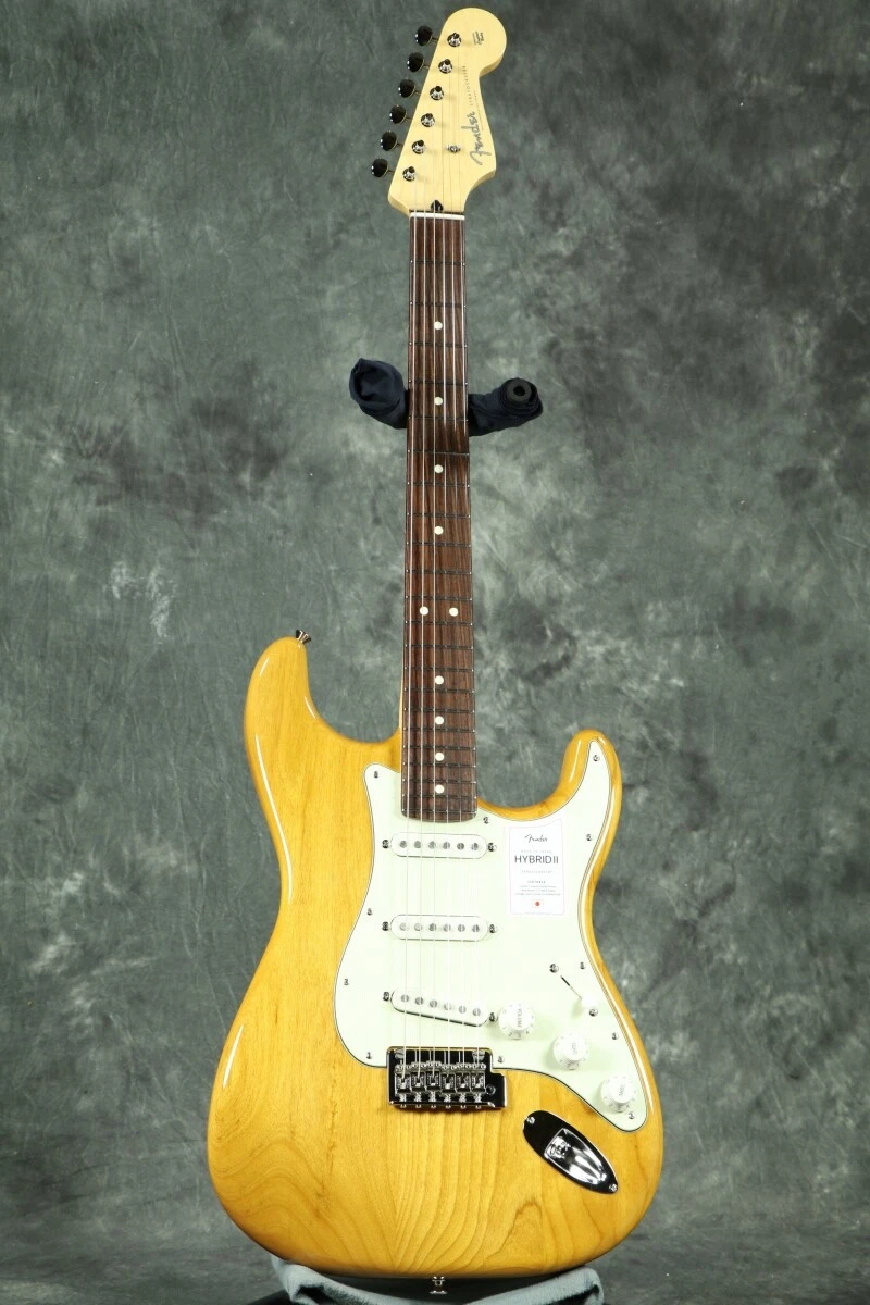 Fender Made in Japan Hybrid II Stratocaster Vintage Natural with 