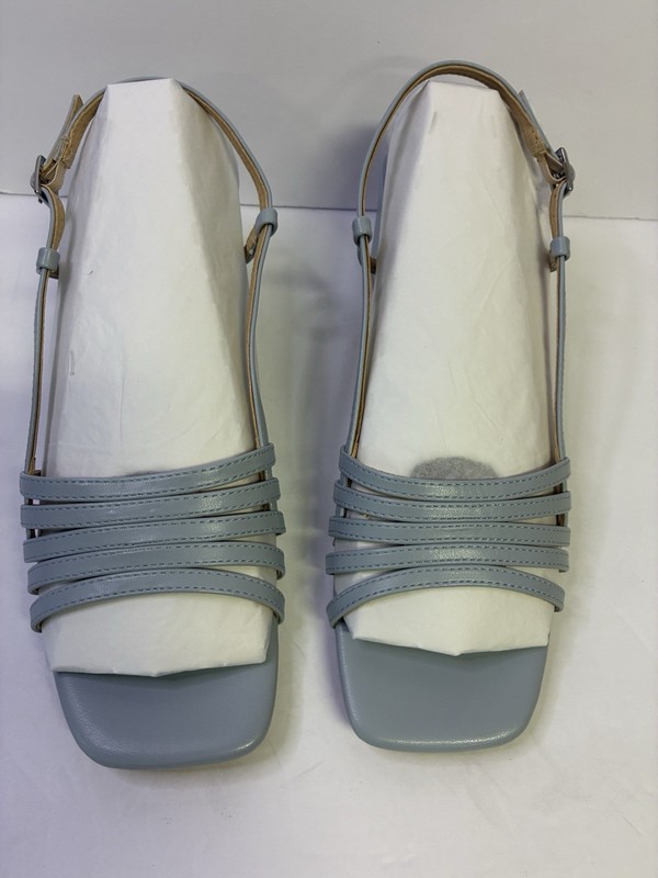 Journee Shayana Slingback Sandal Blue 8.5W Wide Block Heel Square Toe NIB 