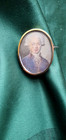 miniature portrait homme XVIII° sur broche métal doré