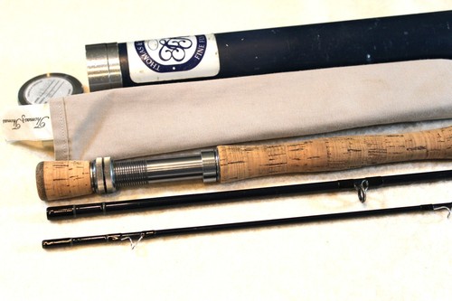 THOMAS AND THOMAS 9’ GRAPHITE FLY ROD FOR 7wt LINE 
