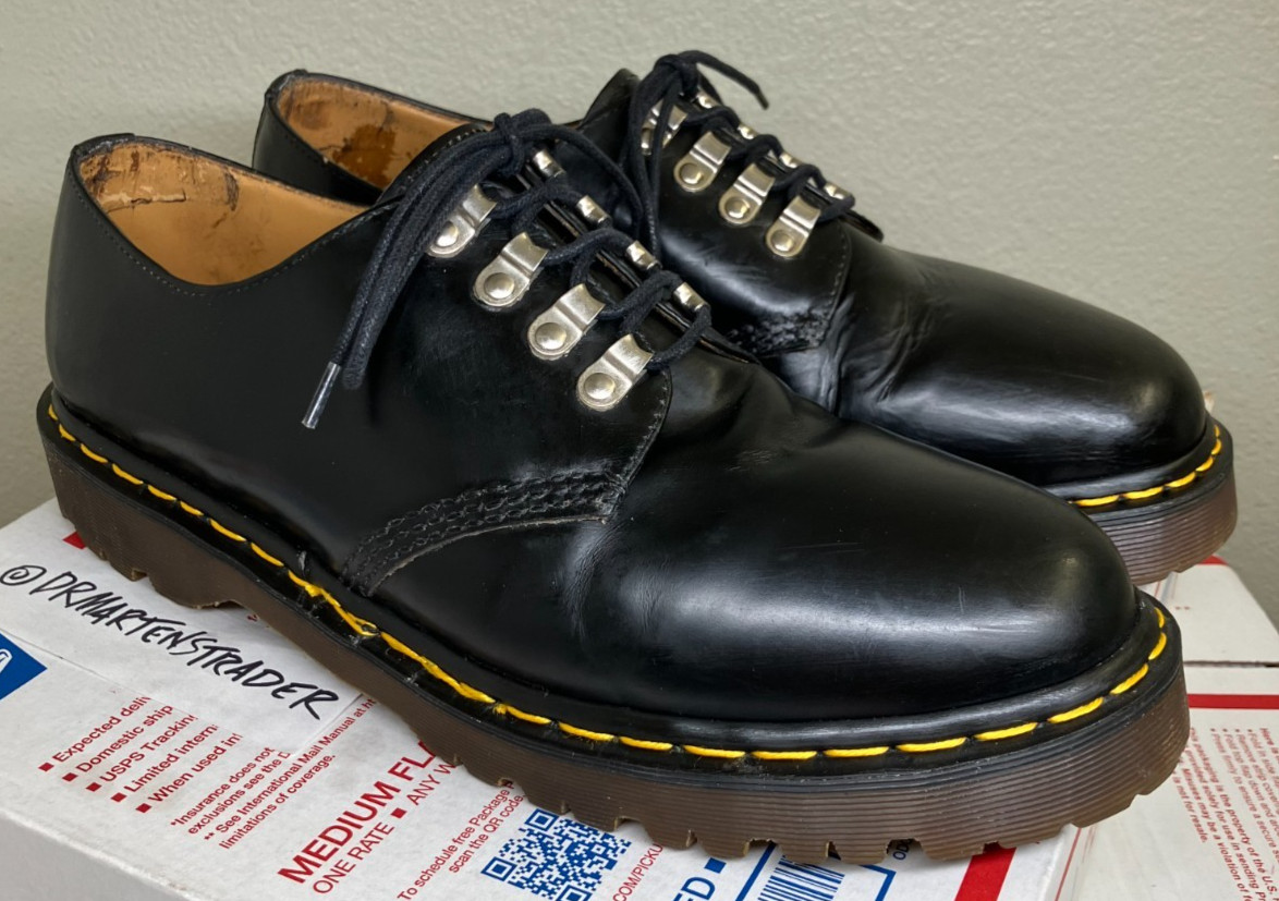 90s Vintage ENGLAND gibsons US 11.5 shoes Metal Tunnel Dr. Martens 8098 oxfords View 2