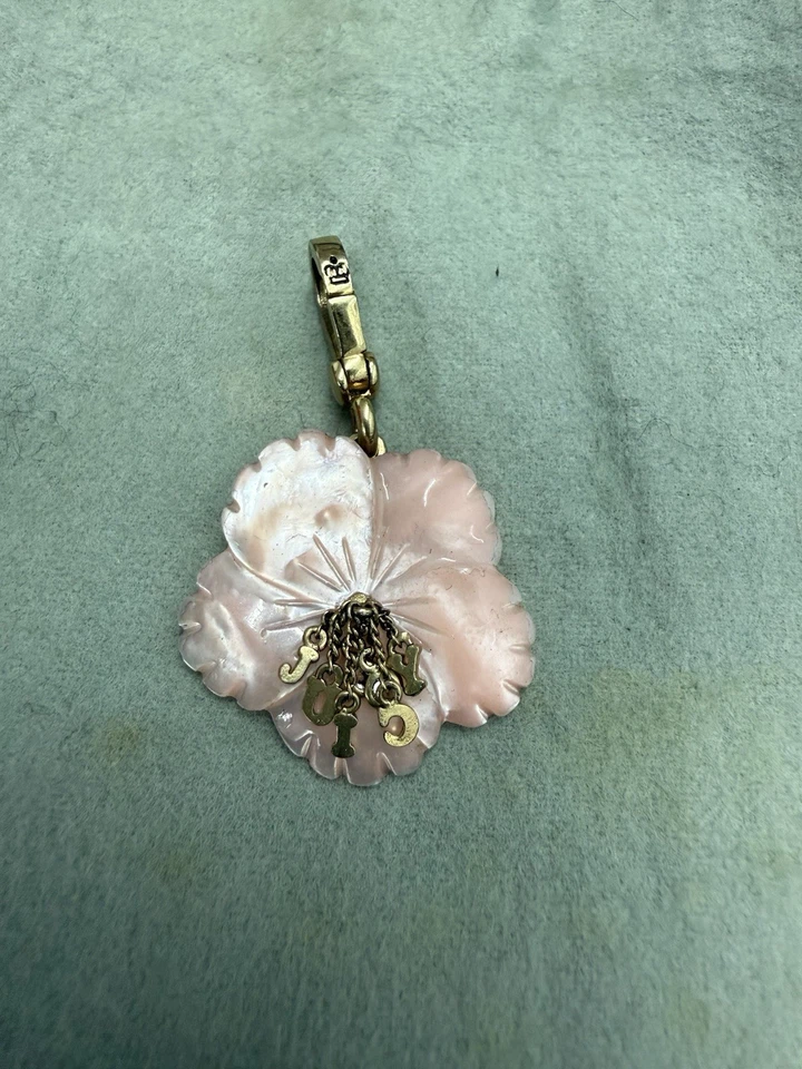 Berloque de hibisco rosa Juicy Couture 2006. RARO! - Imagem 4 de 4