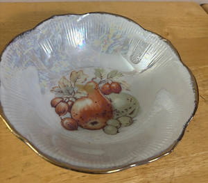 Vintage Trimont Ware Iridescent Bowl Fruit Serving Dish 8”