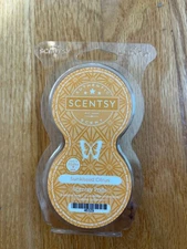 New Scentsy Mini Fan Diffuser Portable Rose Gold & Pods Sunkissed Citrus.