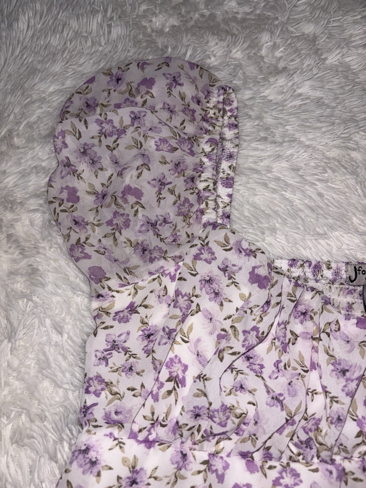 J for Justify sz. XL lavender floral lined romper. Delicate, pretty, grt. shape
