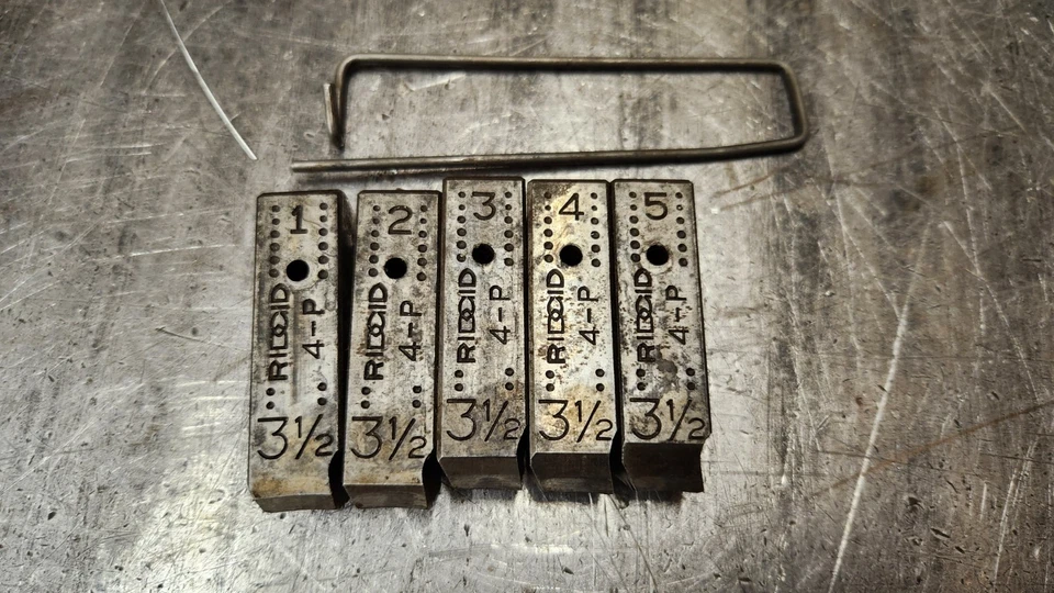 Ridgid 4-P  3-1/2" Pipe Threader 5-Piece  Die Set  1 thru 5 w/Clip  USED #7 tag - Image 2 of 4