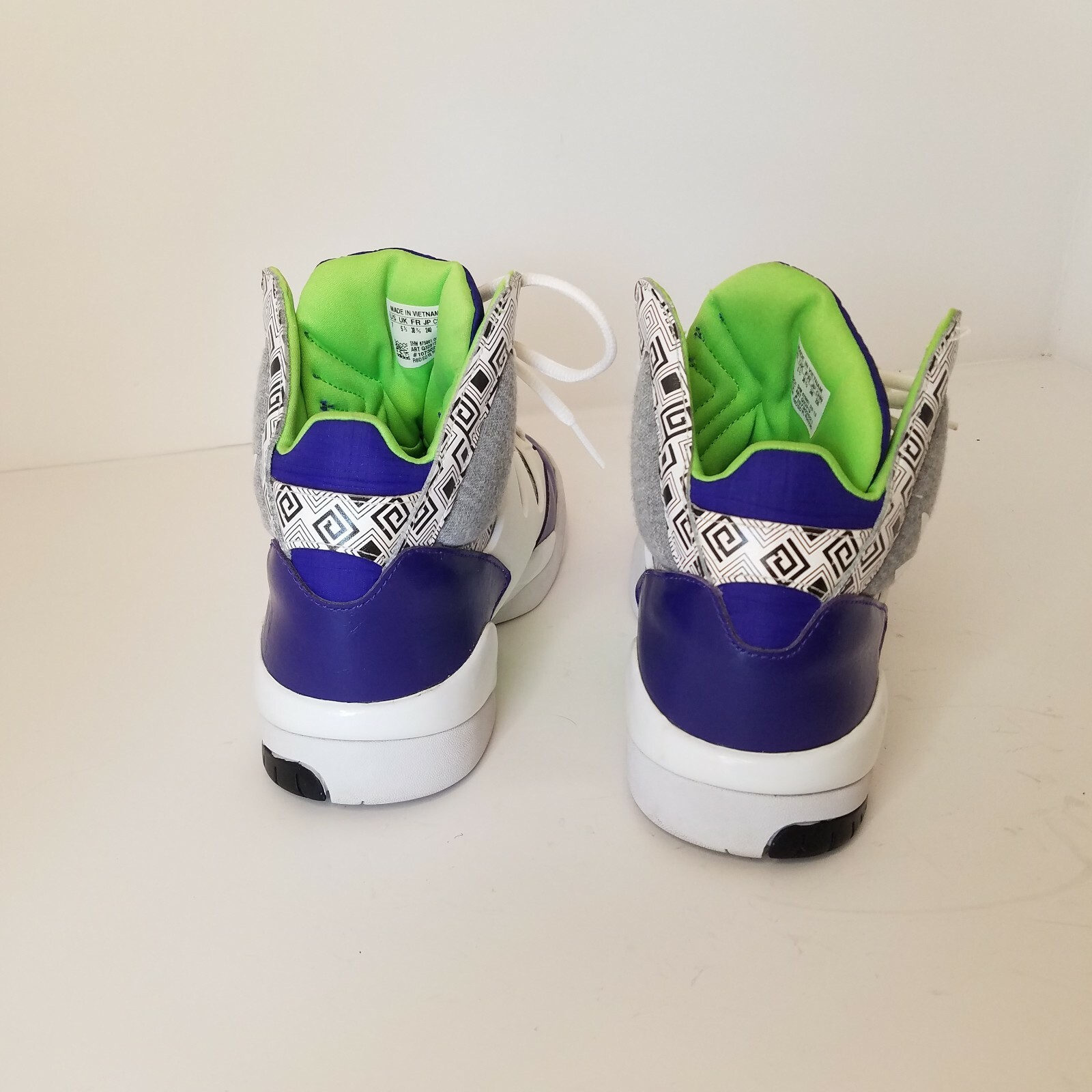 💲 Adidas Womens GLC Basketball Fashion Sneaker Shoes… Gem