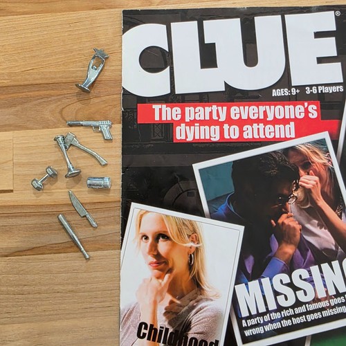 Clue - Discover the Secrets Replacement Weapon DUMBBELL - Picture 3 of 3