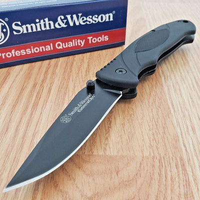 Smith & Wesson Extreme Ops Folding Knife 3.25'' Stainless Blade Rubber Handle