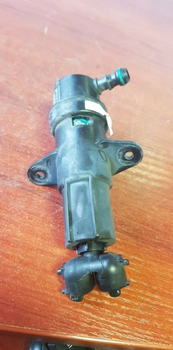 BMW 7er E65 E66 4 Türer Limousine 2002-2008 Scheinwerferwaschdüse Jet 7001949