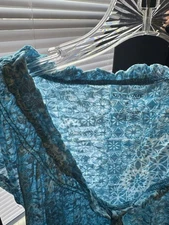 NEW St. John’s Bay Blouse Women’s Petite size PM Medium Blue White Short Sleeves