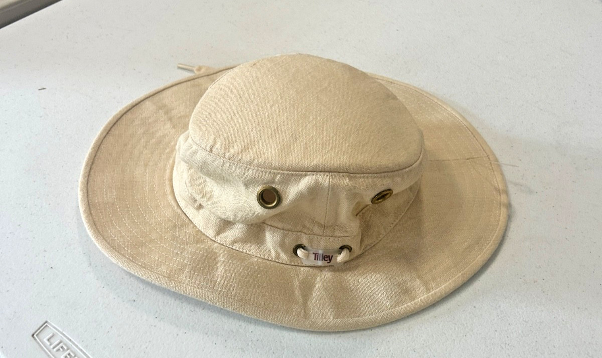 Tilley THH5 Premium Hemp Hat Beige Size 7 7/8  VGC Lightweig