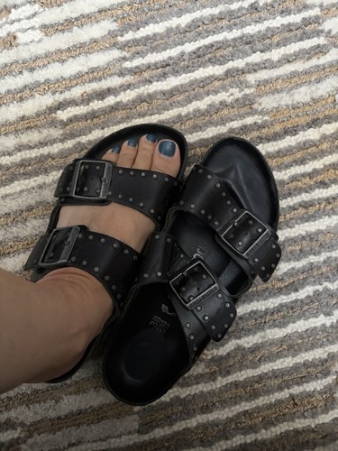 Birkenstock, Vintage/Rare Woman's Birkenstock Arizona Black LEATHER Studded Sandals – EU 38