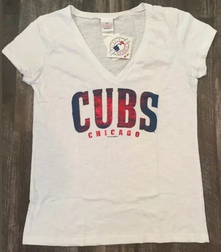 NWT ~ $36.00 Women's Chicago Cubs V-neck MLB Baseball Shirt Sz ~ Large - Picture 6 of 12