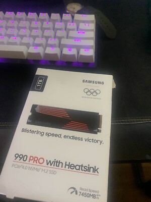 Samsung 990 PRO 1000GB M.2 2280 Internal SSD - MZ-V9P1T0CW