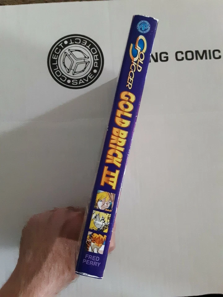 Gold Digger Gold Brick Collection Vol IV (4) Fred Perry PAPERBACK  Foto 3 de 3