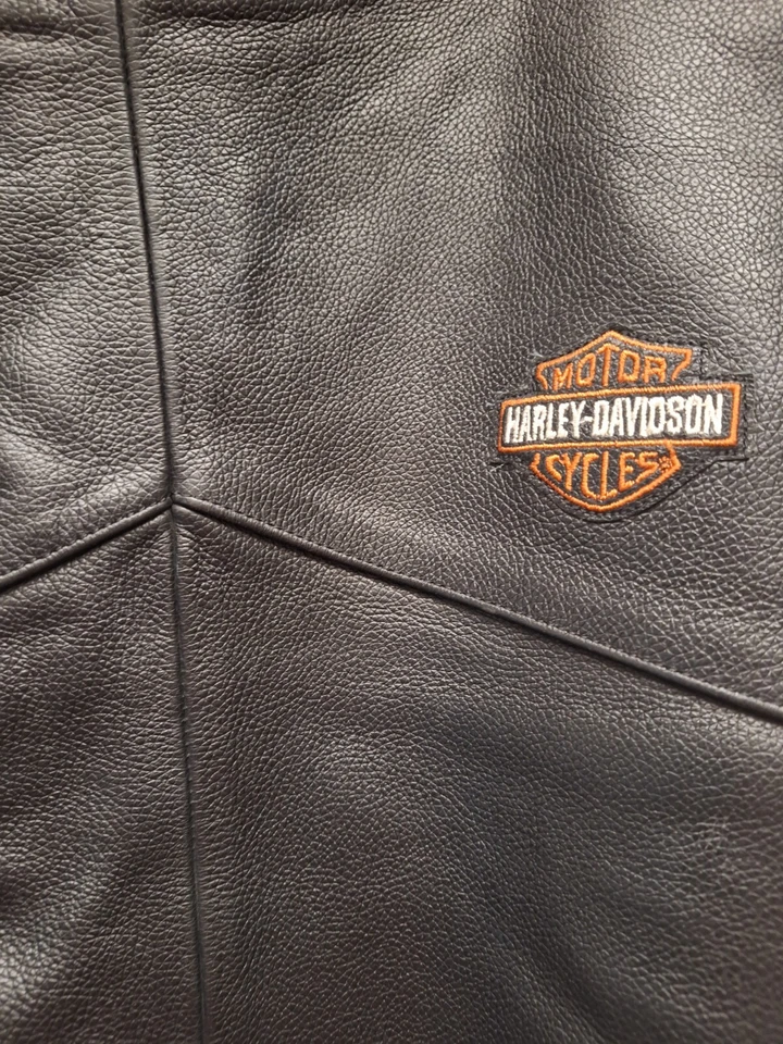 Chapas de cuero para motocicleta Harley Davidson para dama - talla XS Foto 4 de 4