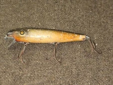 Vintage Pflueger Pal-O-Mine 3 Hook Wood Lure