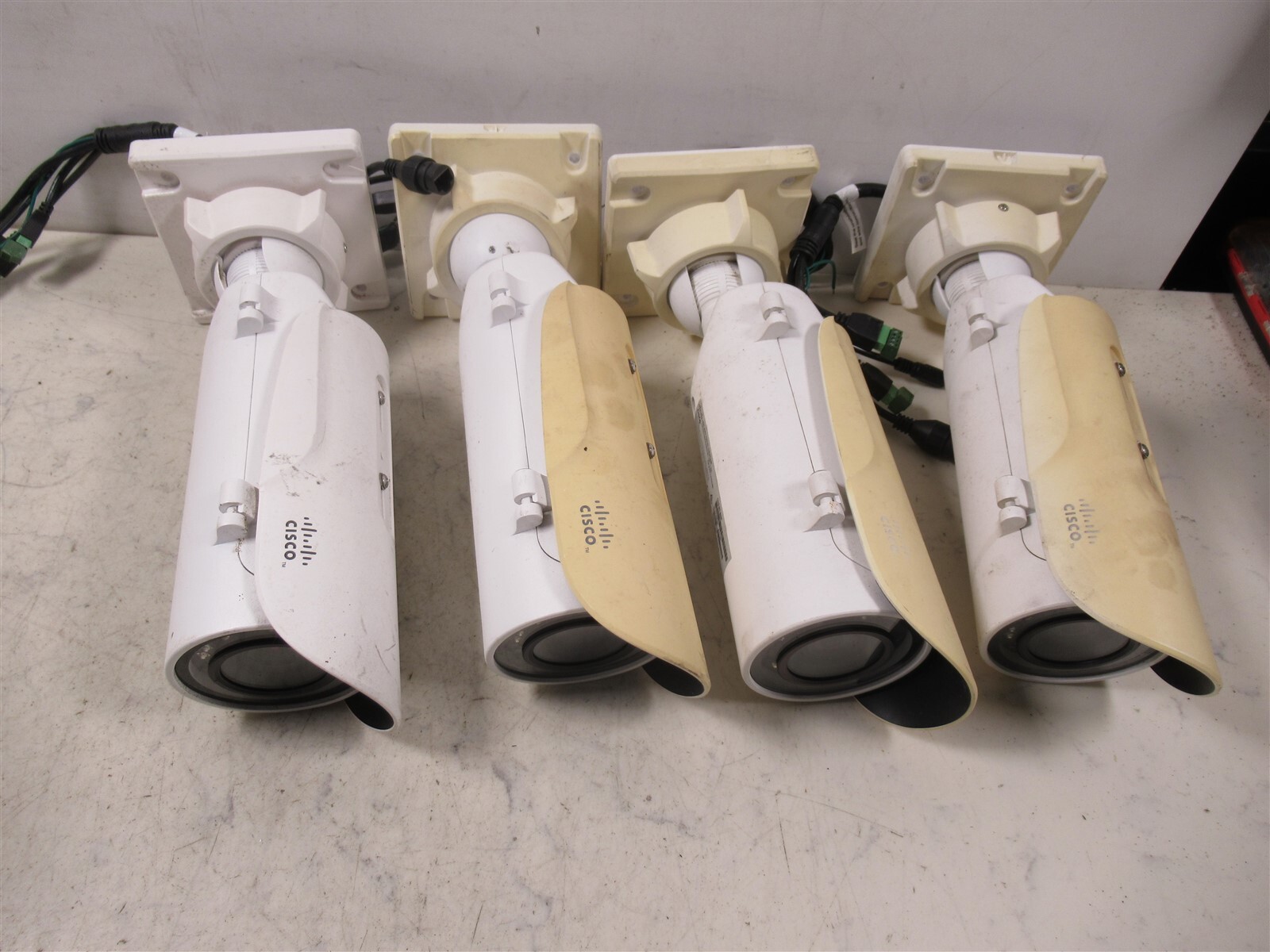 Lot of 4 Cisco CIVS-IPC-8400 PoE Security Camera Outdoor HD Full-Functioned 5MP